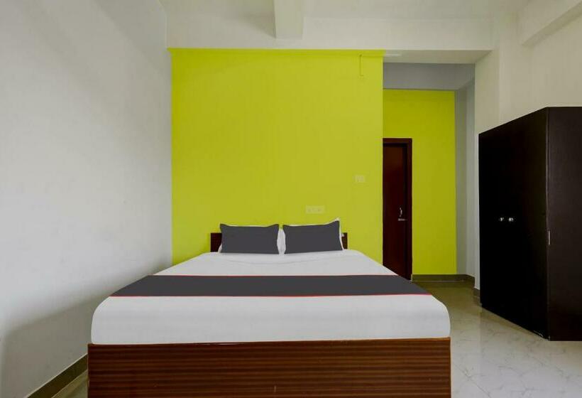 트리플 클래식 룸, Collection O N.r. Residency