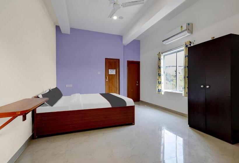 트리플 클래식 룸, Collection O N.r. Residency