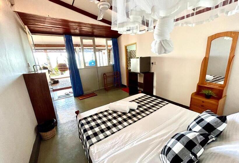 חדר סטנדרט נוף לים, Kenno S Korner