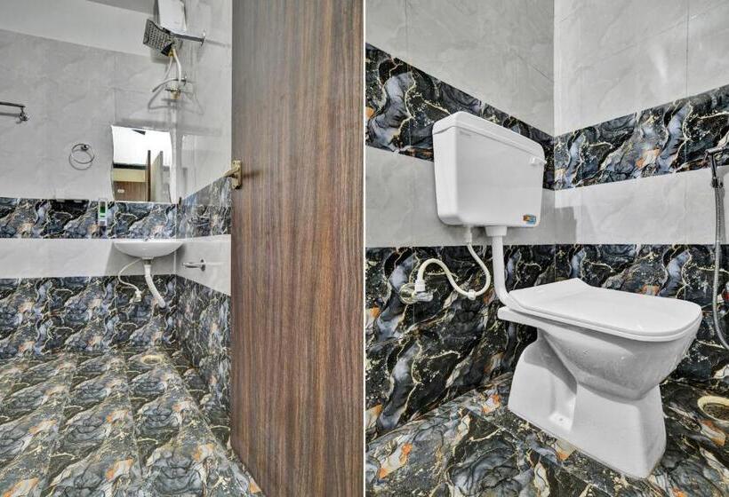 חדר קלאסי לשלושה, Oyo Flagship 81131  Dr Greens