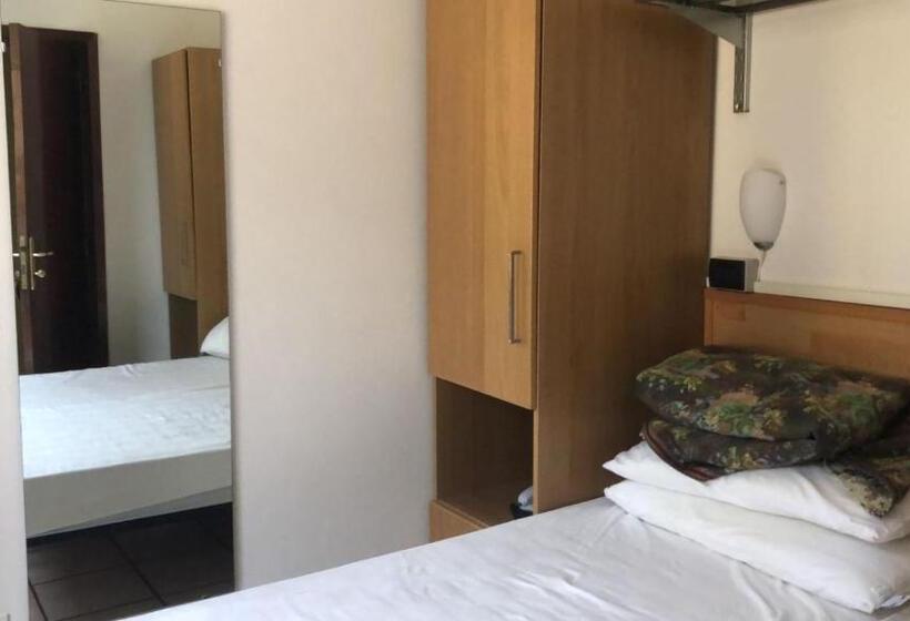 غرفة أساسية فردية, Be Me Hotel Helvetia