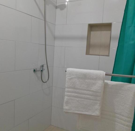 اتاق لوکس, Limestone Sun Suites