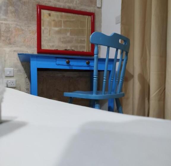 اتاق استاندارد با تراس, Limestone Sun Suites