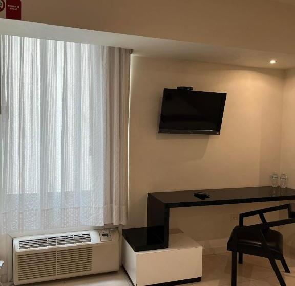 اتاق استاندارد, Zújmú Business Boutique