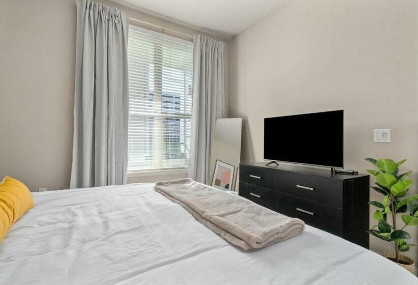 Номер Стандарт, Lodgeur At Elan Med Center