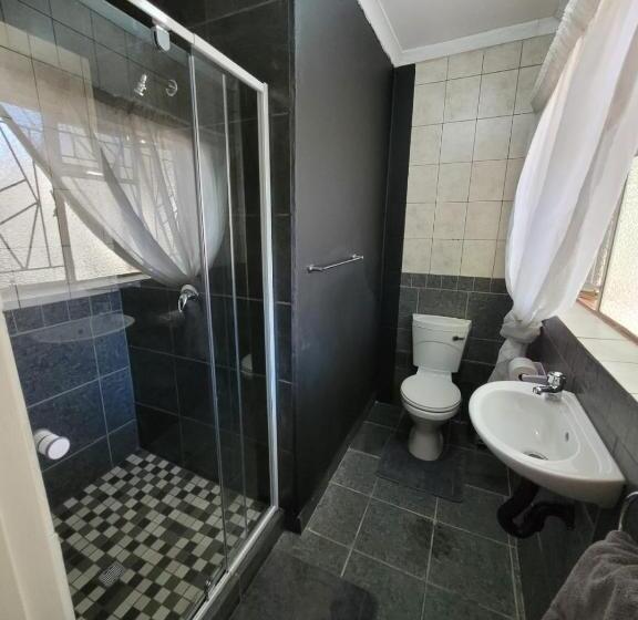 חדר סטנדרט, 29b Zebra Street Inhimwe Guesthouse