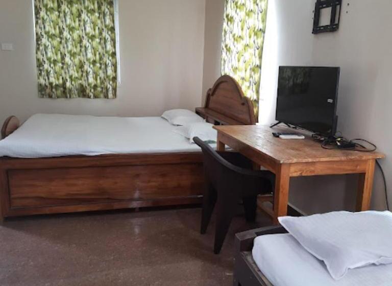 اتاق لوکس, Aiims Nagar Rest House Bhubaneswar