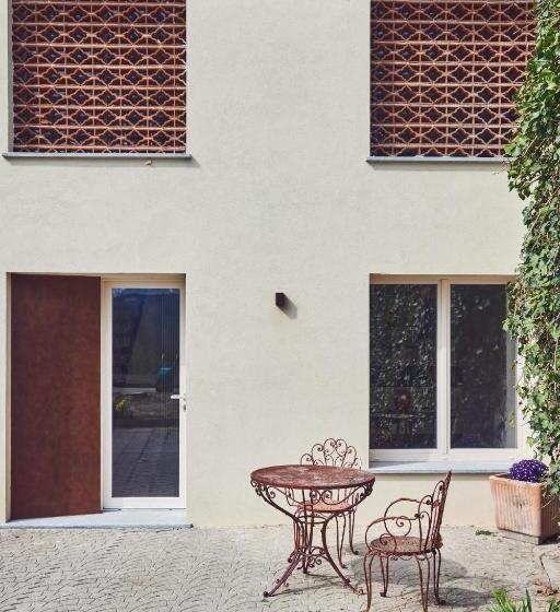 庭の見えるジュニアスイート, Cascina Cortese