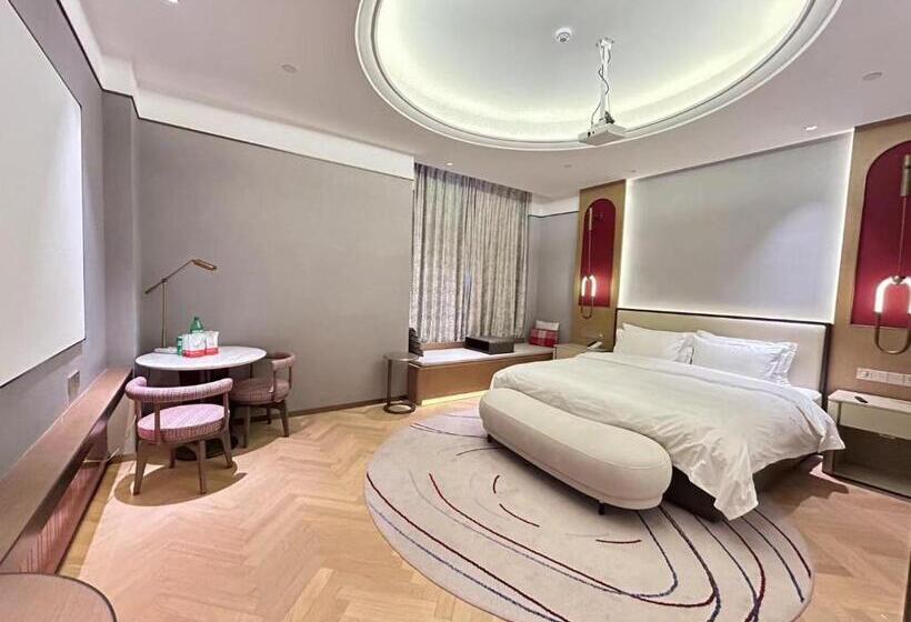 デラックスルーム, Qingdao Oriental Studio Chuangzhi Ssaw