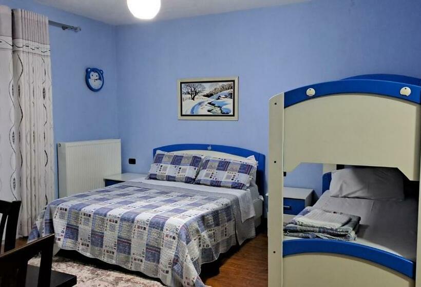 חדר משפחתי, Vila Ilir