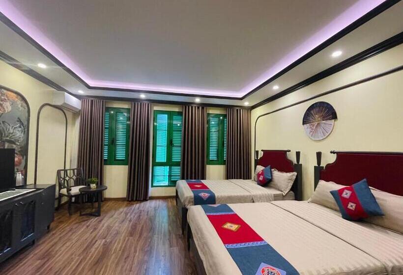 اتاق خانوادگی, Moonlight Hotel Sa Pa