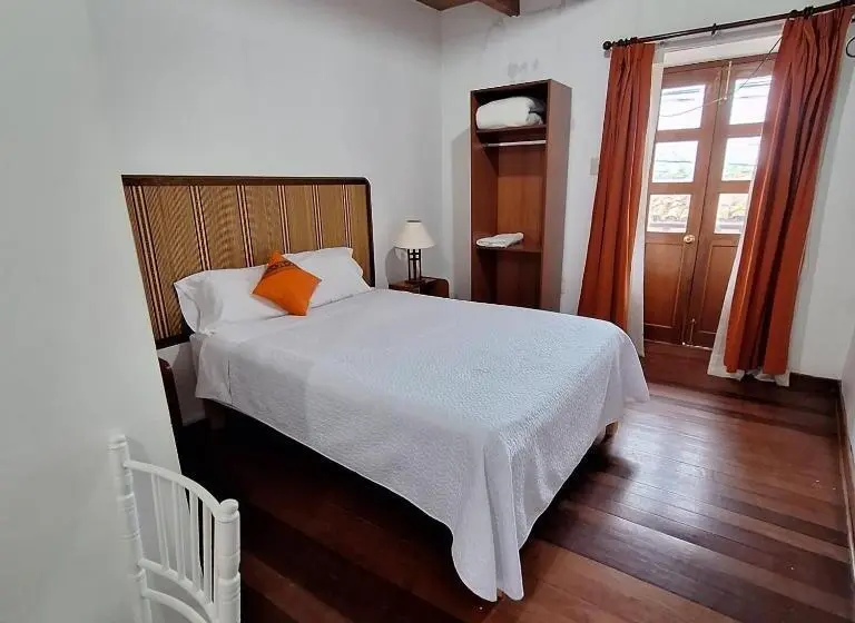 اتاق استاندارد با بالکن, Casa Wayra Cajamarca