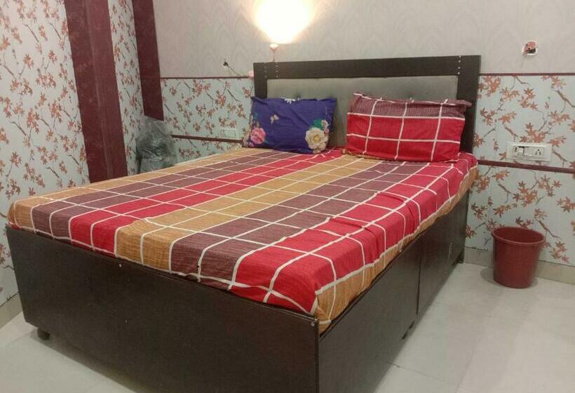 トリプルクラシックルーム, Oyo 81095 Green Velly