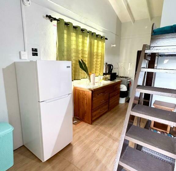 اتاق استاندارد سه تخته با بالکن, Guava Shores Castara