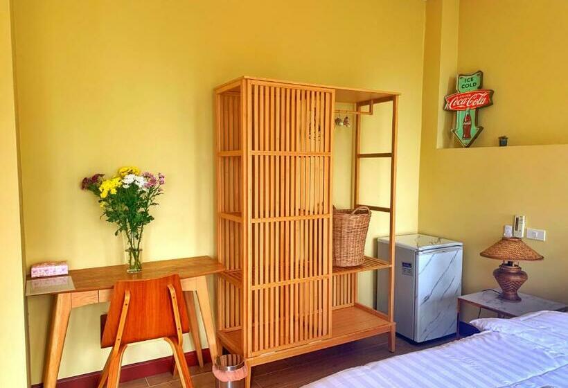 חדר סטנדרט עם מיטת קינג, Sea View   Palm Villa