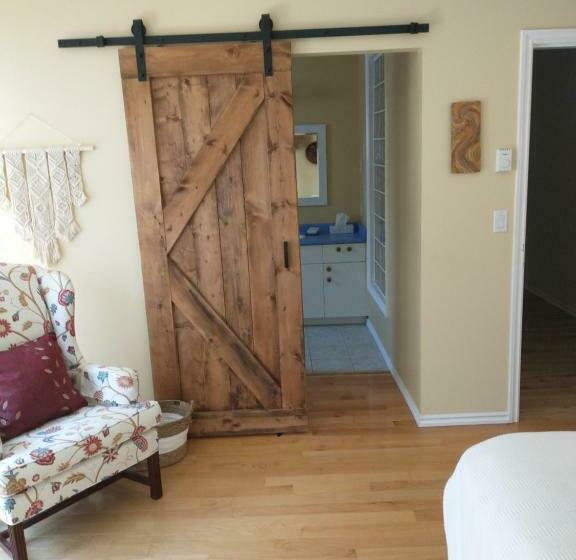 غرفة قياسية سرير كينج, By The Bay Lavender Villa