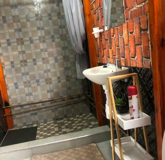 اتاق استاندارد, Frensie’s Bed And Breakfast