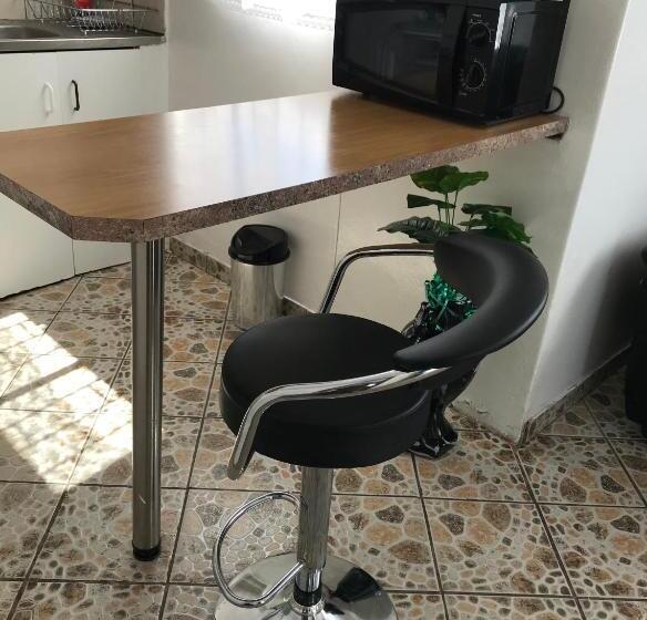 اتاق استاندارد, Frensie’s Bed And Breakfast