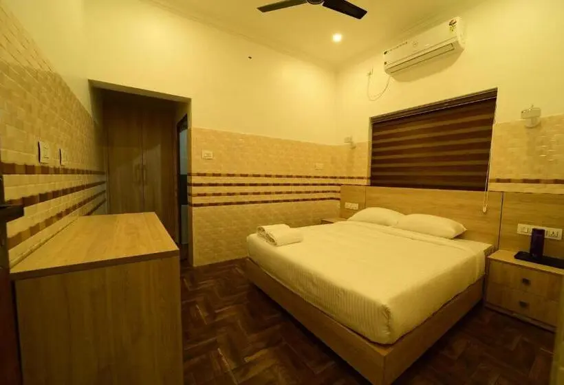 スタンダードルーム, Vrindavan Resort And Spa