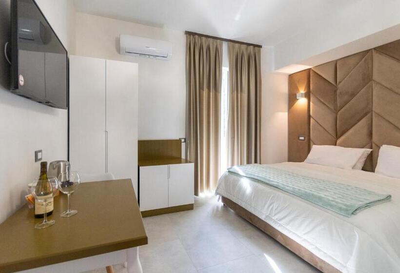 غرفة ديلوكس مزودة بشرفة, 23apartments