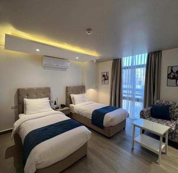 اتاق اکونومی, Red Carpet Suites
