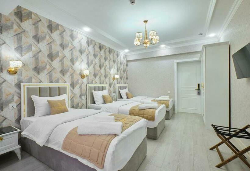 컴포트 트리플 룸, Samaria Hotel And Spa