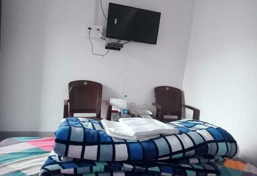 חדר דלוקס, Gujrada Peaks Home Stay