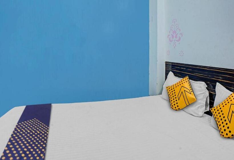 Quarto Triplo Clássico, Spot On 81083 Sky Villa