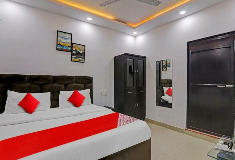 标准间, Oyo Flagship 81064 Chaudhary In