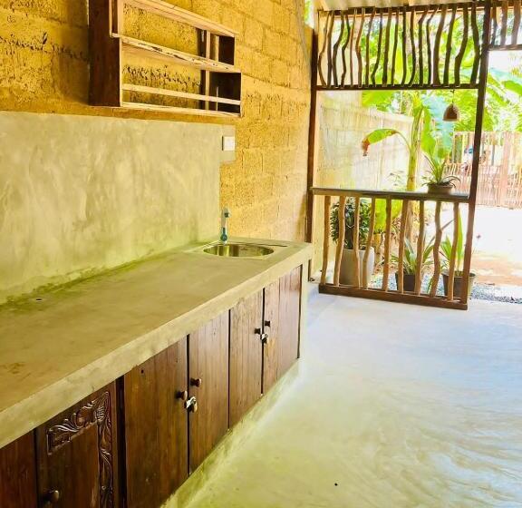 Номер Стандарт Вид на Сад, Banana Palace Weligama