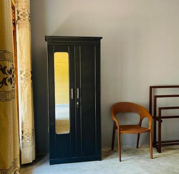 חדר סטנדרט נוף לגינה, Banana Palace Weligama