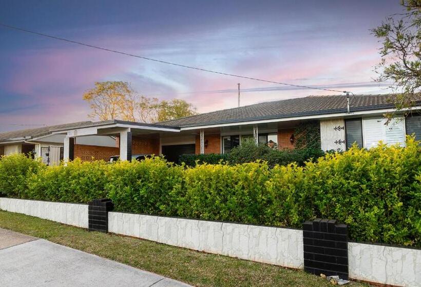 침실 3개 아파트, Toowoomba Hospital Apartments