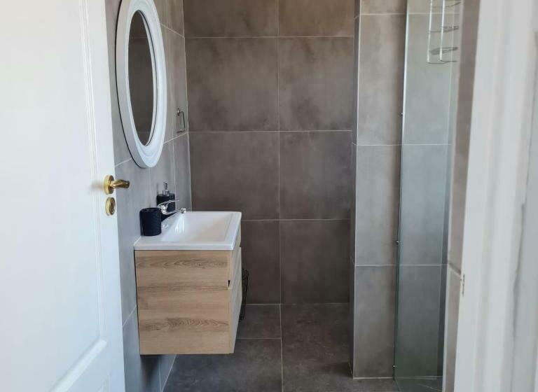 غرفة قياسية مطلّة علي حمام السباحة, 51 On Vlei