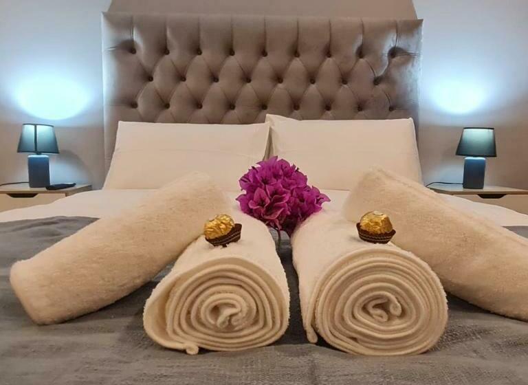 غرفة عائلية, 51 On Vlei