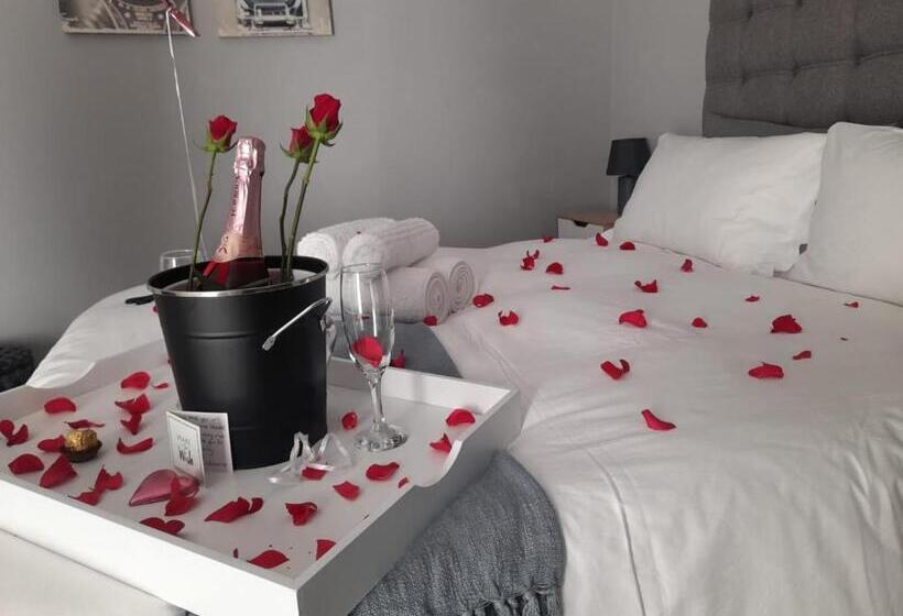 غرفة عائلية, 51 On Vlei