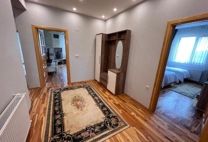 Апартаменты 1 Спальня Вид на Сад, Shen Home Life