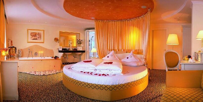 جناح جونيور مزوَّد بشرفة, .. Mein Romantisches Hotel Toalstock