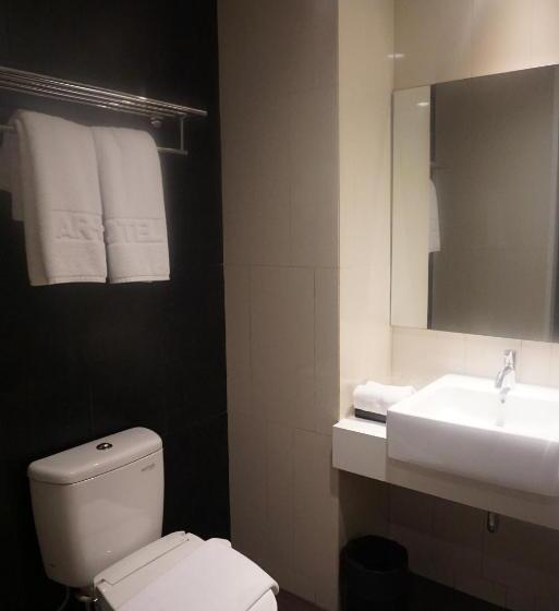 Студия Стандарт, Artotel Thamrin Jakarta