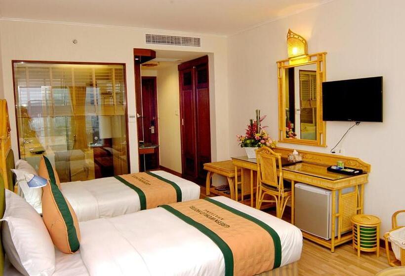 اتاق لوکس با چشم‌انداز دریا, Green World Hotel Nha Trang
