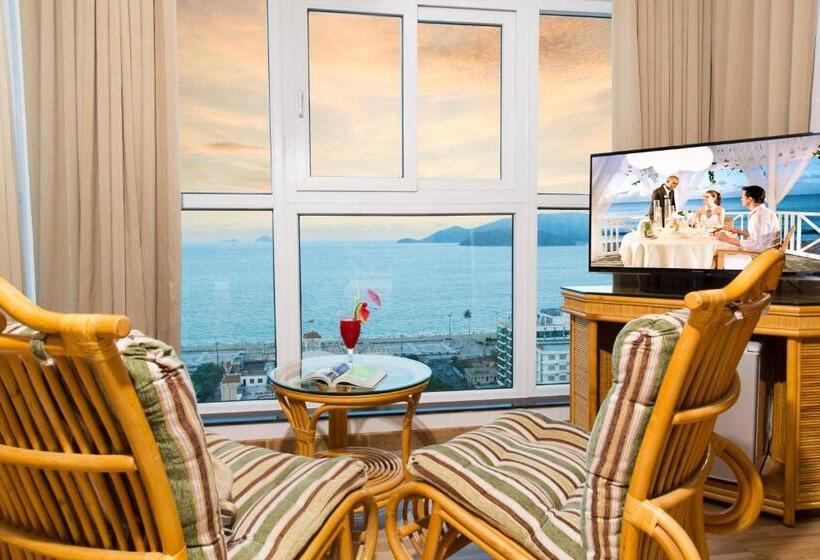 اتاق لوکس, Green World Hotel Nha Trang