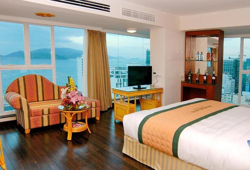 سوییت, Green World Hotel Nha Trang