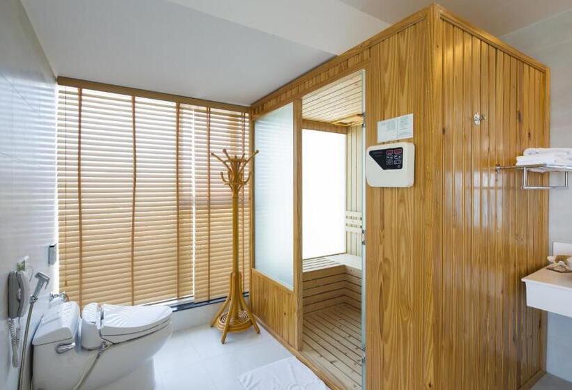 سوئیت پرزیدنت, Green World Hotel Nha Trang