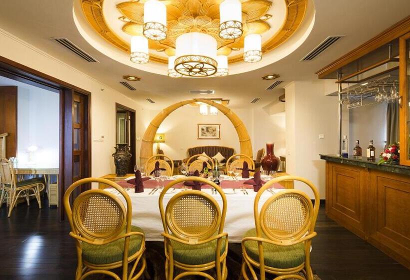 سوئیت پرزیدنت, Green World Hotel Nha Trang