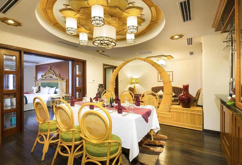 سوئیت پرزیدنت, Green World Hotel Nha Trang