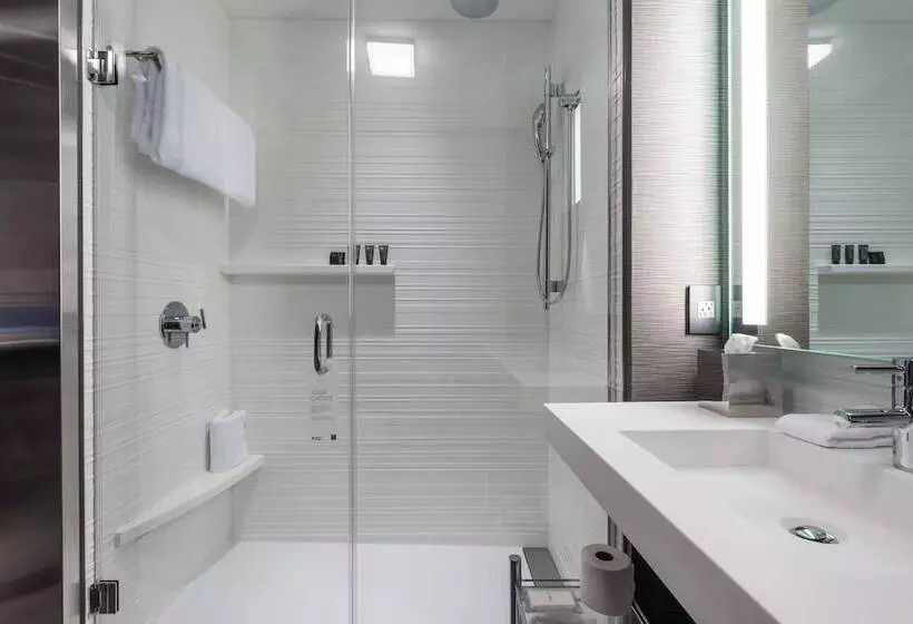 スイート, Ac Hotel By Marriott Boston North
