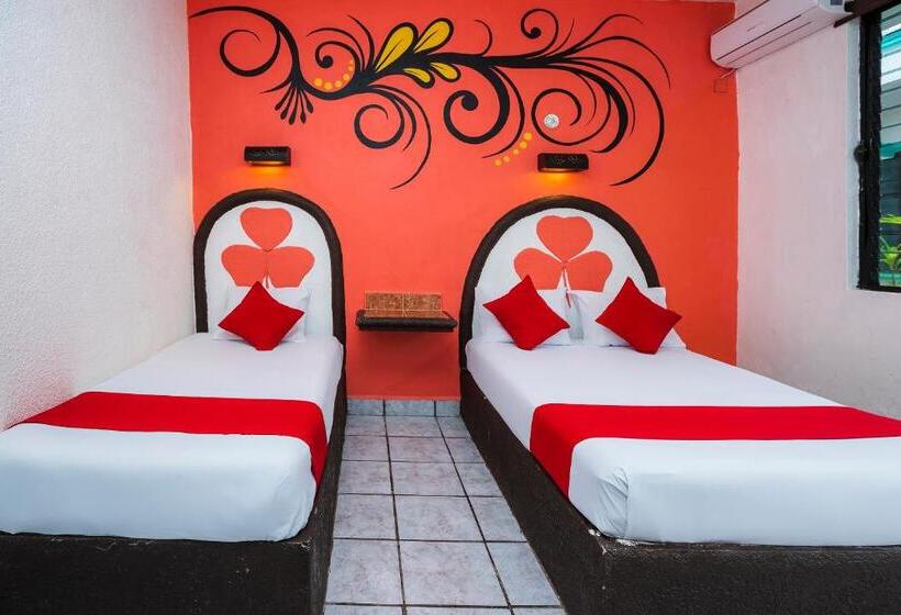 غرفة قياسية ثلاثية, América