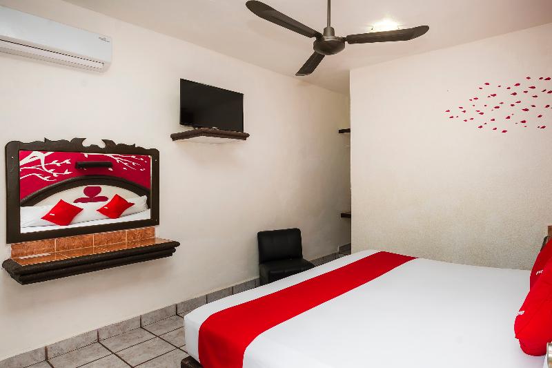 غرفة قياسية سرير كينج, América