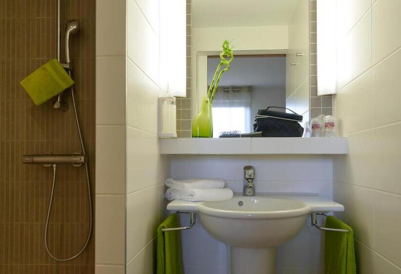 Номер Стандарт, Brit Hotel Reims Croix Blandin