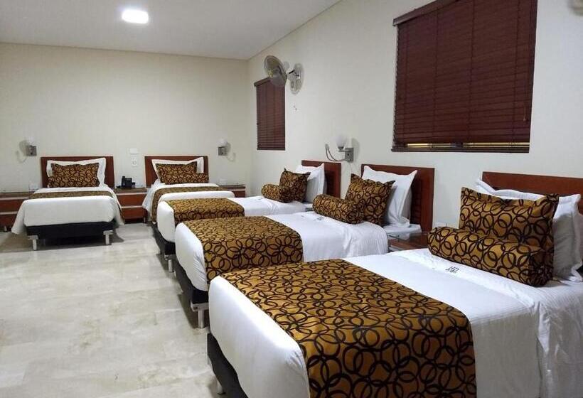 家庭间, Dorado La 70