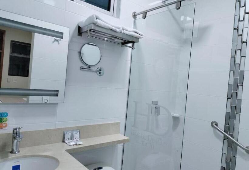 经济房, Dorado La 70